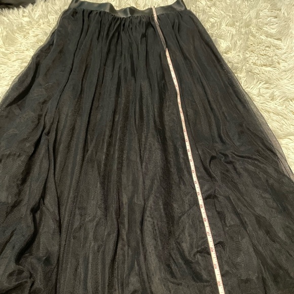 Gorgeous Self-Portrait double layered skirt - Picture 7 of 15